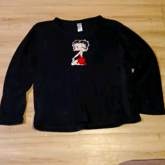 Betty Boop Tops - Betty Boop soft sweater/pajama top